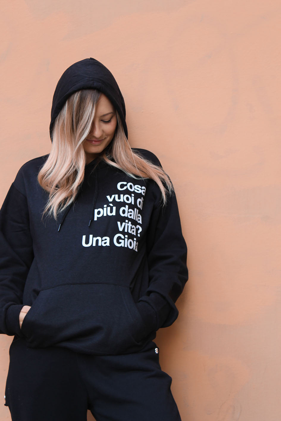 Felpa Cappuccio "Cosa vuoi di più dalla vita? Una gioia."